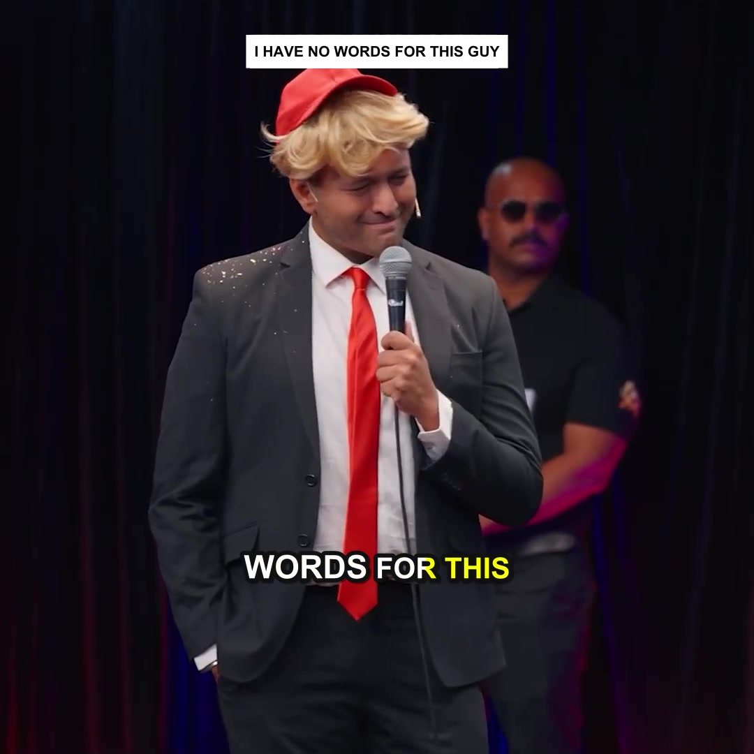 Comedy stage output